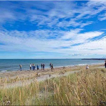 Hyggeligt Byhus Taet Ved Skov Og Togstation Ålbæk Buitenkant foto